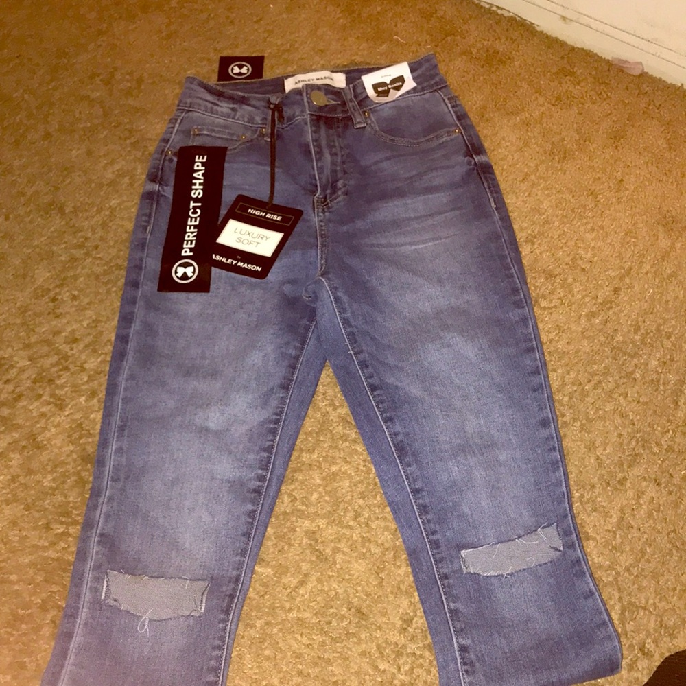 High waisted jeans